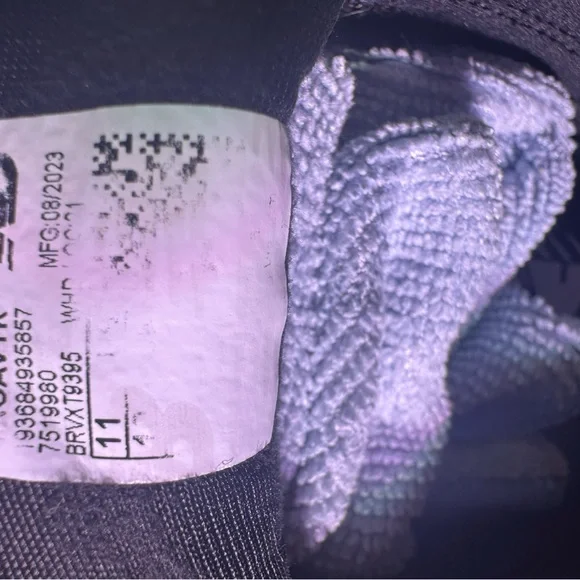 New Balance Black and Gray Athletic Shoes - Picture 11 of 11